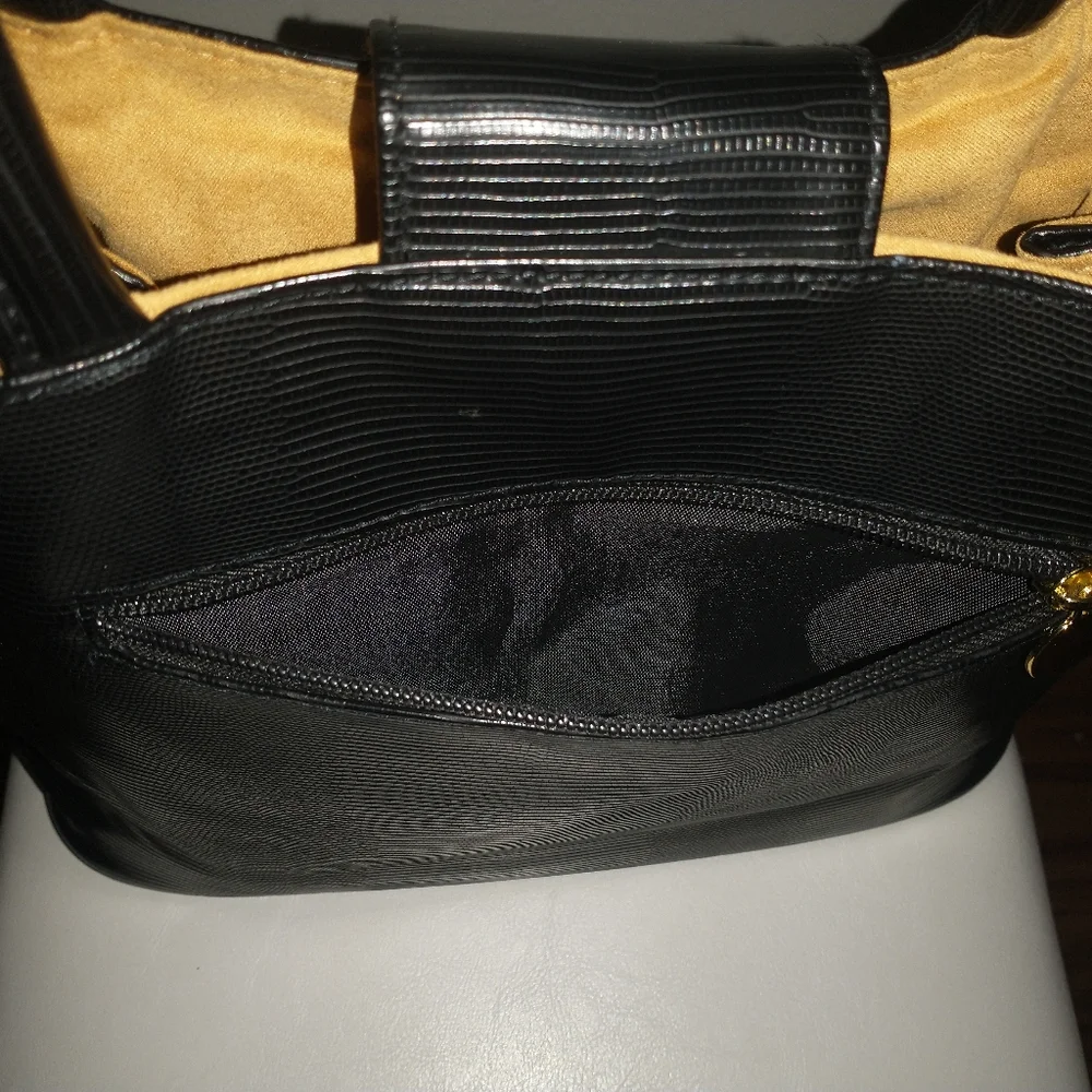 Magnetic Closure HandBag | Geir Ness Norway - Picture 6 of 11